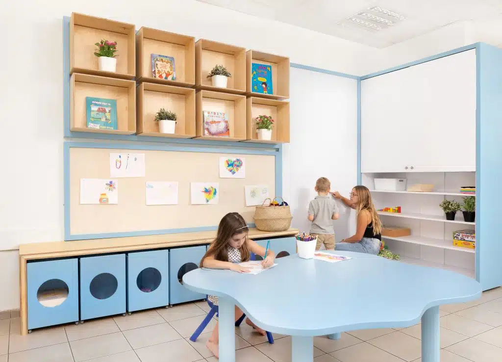 האדריכלית לילך פלד מתכננת מרחב יצירה ואמנות בגן ילדים